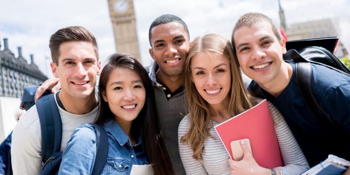 Scholarships for Nigerian students in 2025